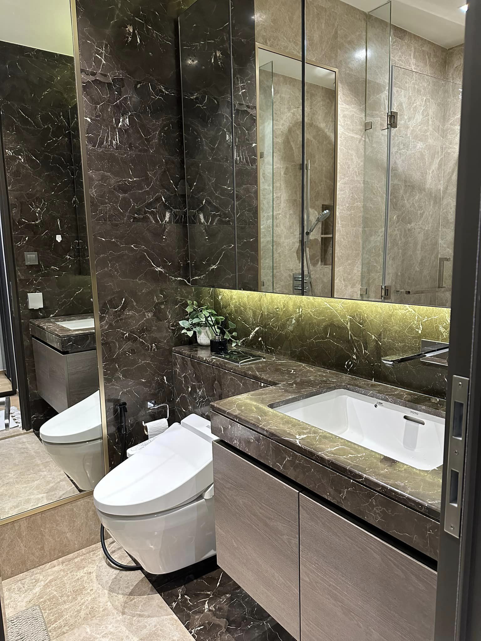 28 Chidlom by SC Asset - Image 11