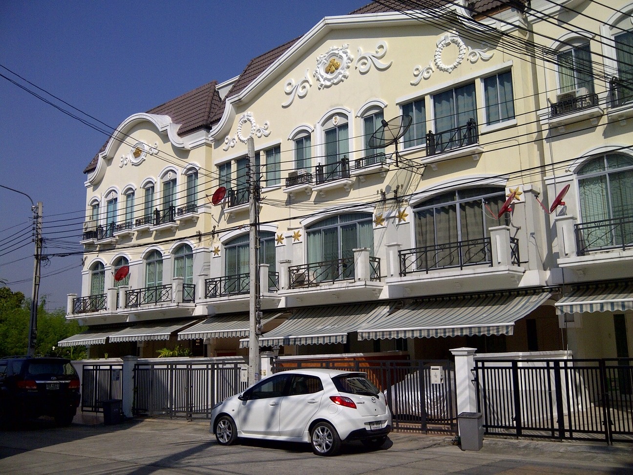 บ้านกลางเมือง เดอะ รอยัล โมนาโค - Image 1