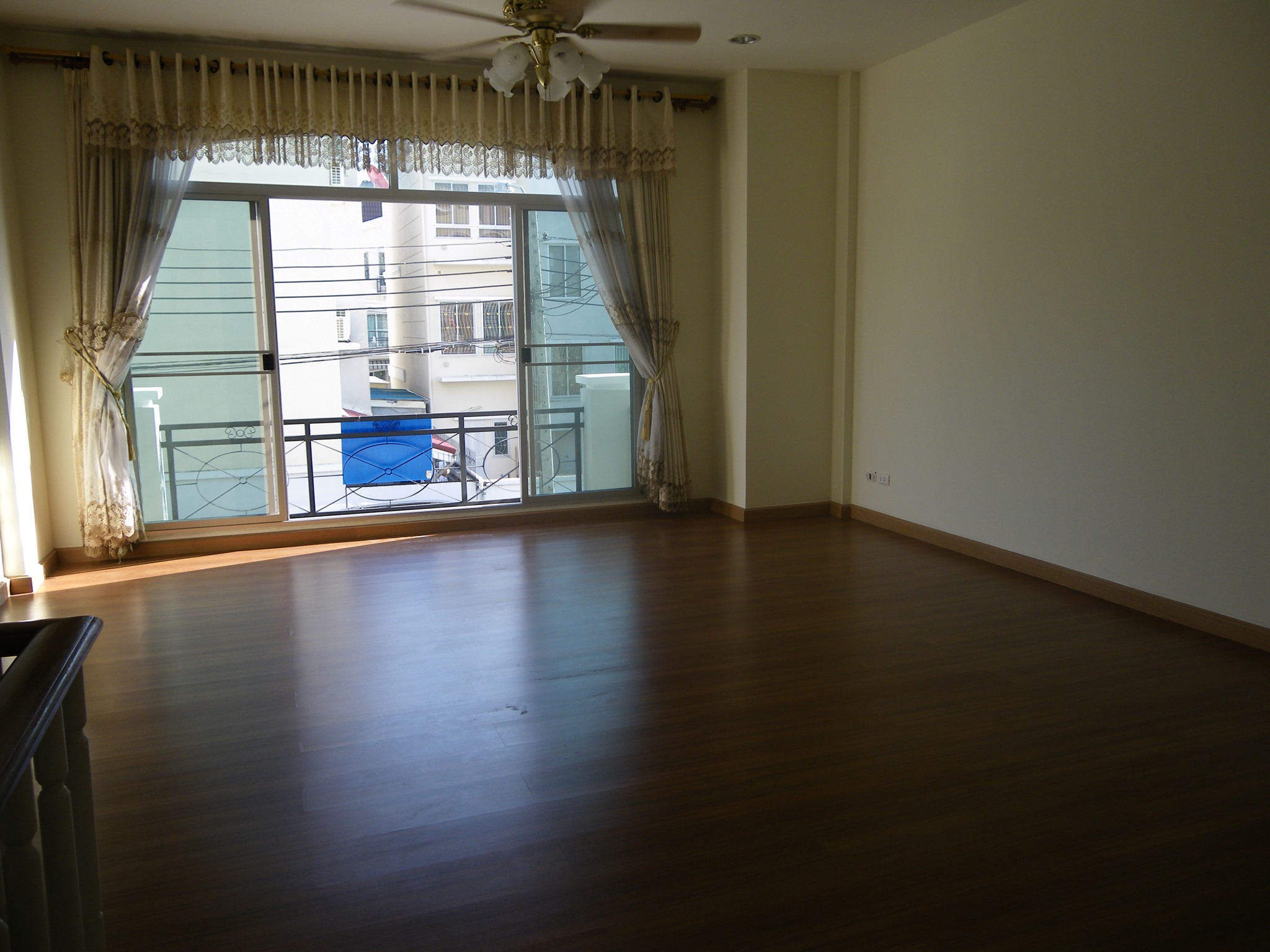 บ้านกลางเมือง เดอะ รอยัล โมนาโค - Image 2