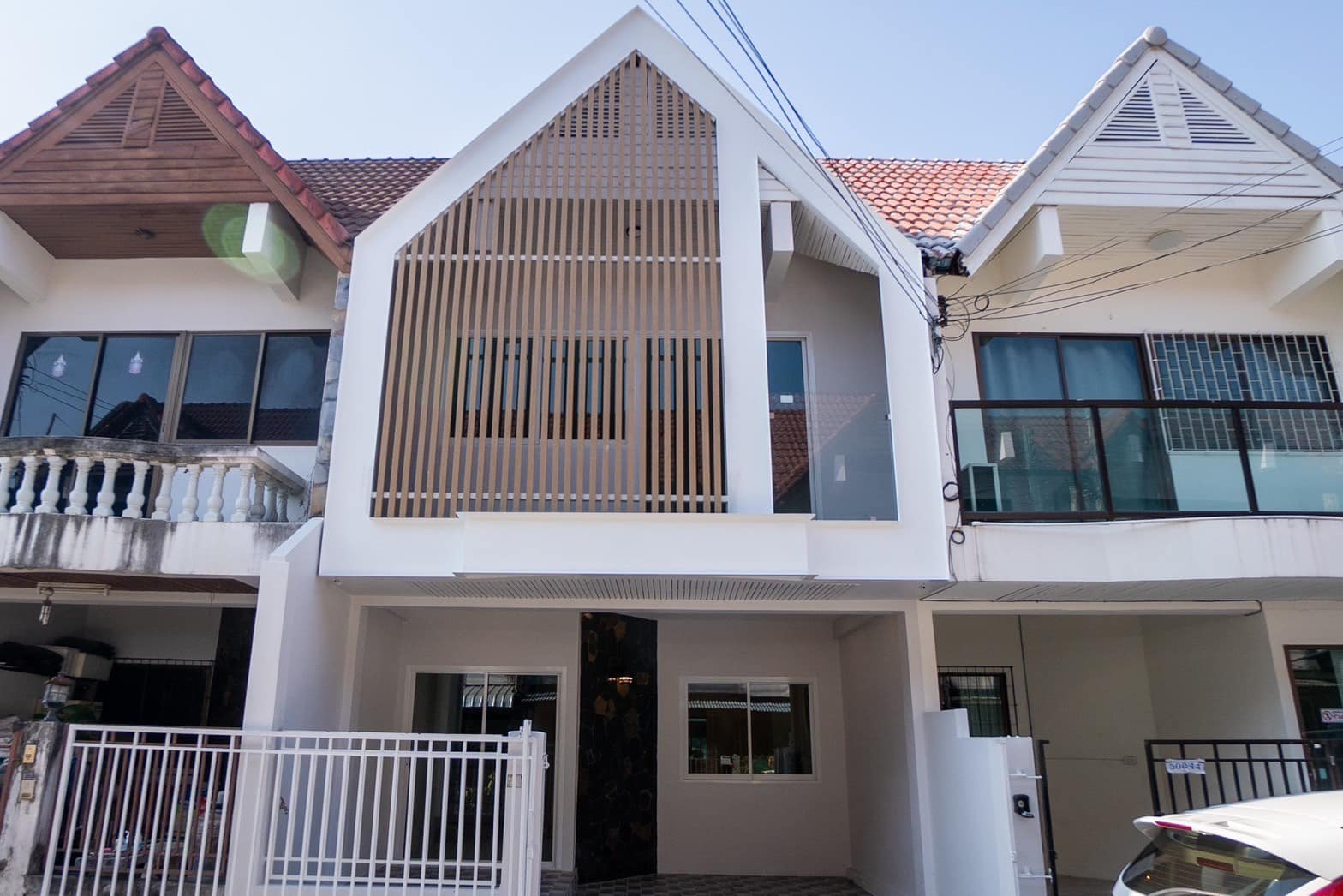 2 Bedroom Townhouse For Sale in Mae Hia, Mueang Chiang Mai, Chiang Mai - Image 1