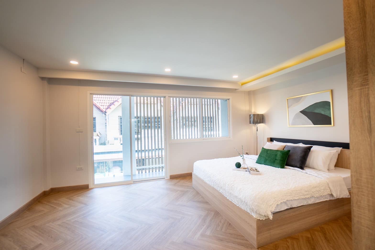 2 Bedroom Townhouse For Sale in Mae Hia, Mueang Chiang Mai, Chiang Mai - Image 9