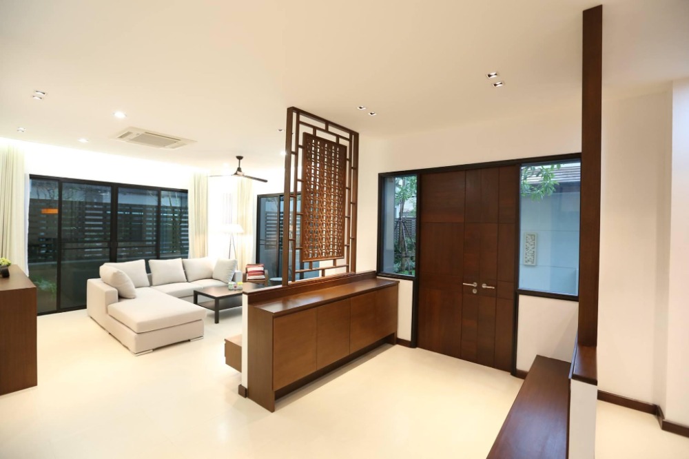 4 Bedroom House  in Khlong Toei, Khlong Toei, Bangkok - Image 6