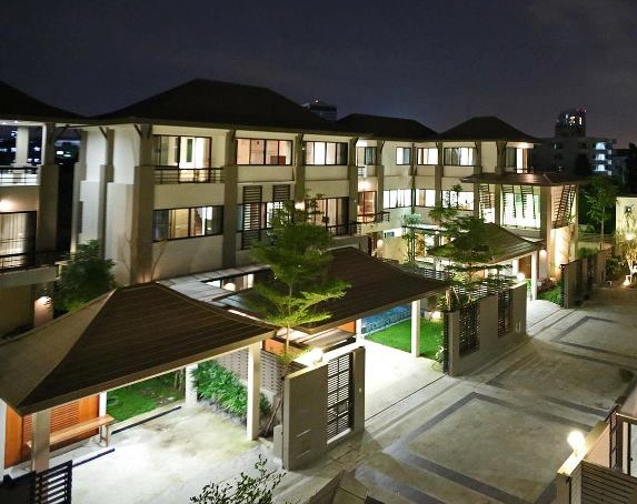 4 Bedroom House  in Khlong Toei, Khlong Toei, Bangkok - Image 4