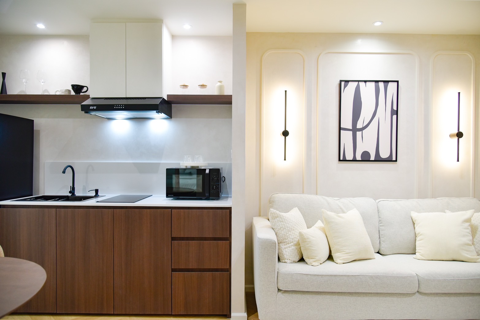 103 Condo Sukkasem - Image 17