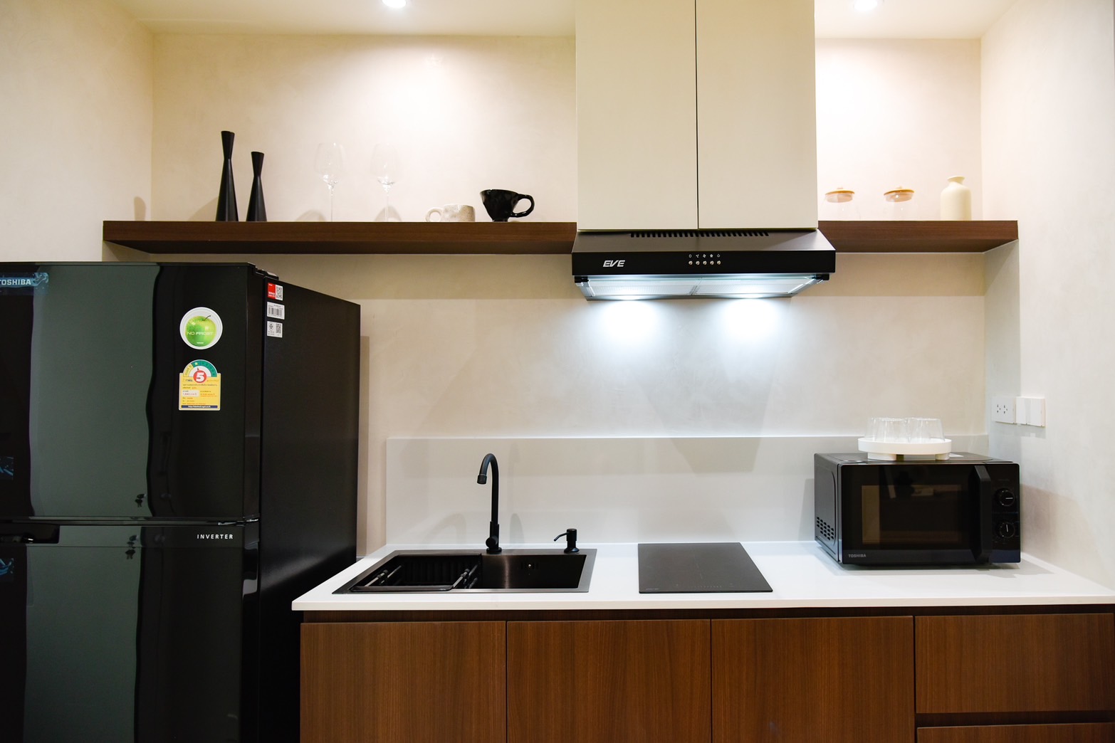 103 Condo Sukkasem - Image 18