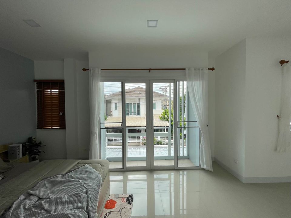 ดิ เออบาน่า 2 - Image 8