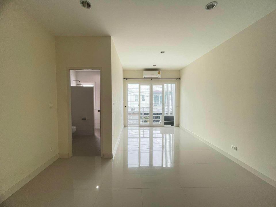 ดิ เออบาน่า +4 - Image 16