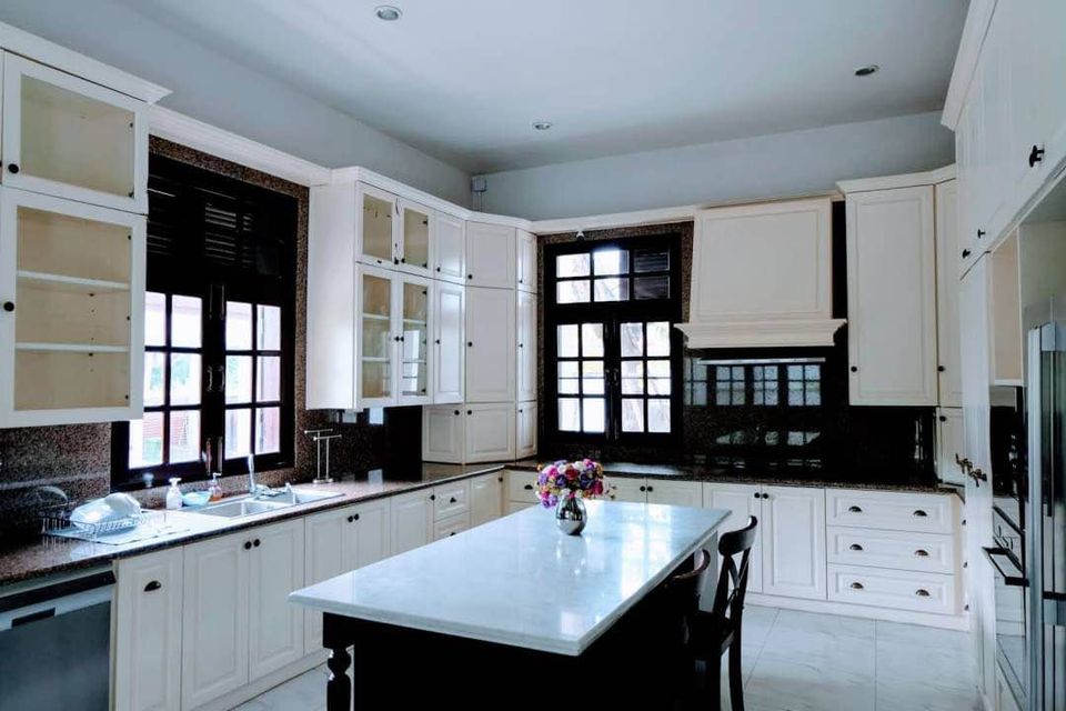 4 Bedroom House For Rent in Tha Wang Tan, Saraphi, Chiang Mai - Image 8