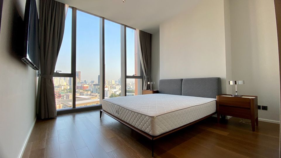 Kraam Sukhumvit 26 - Image 9