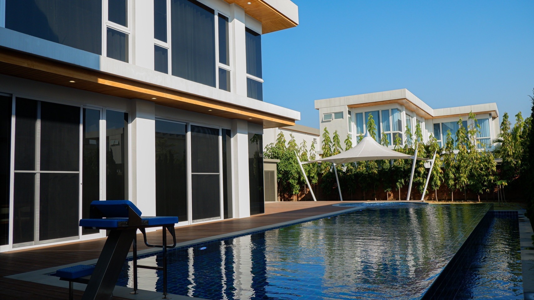 Plover Cove Villas - Image 2