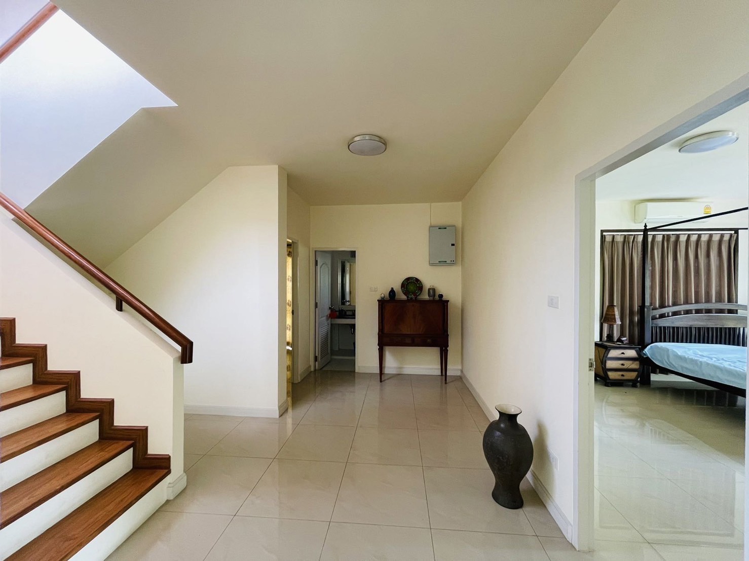 4 Bedroom House For Sale in Ban Waen, Hang Dong, Chiang Mai - Image 4