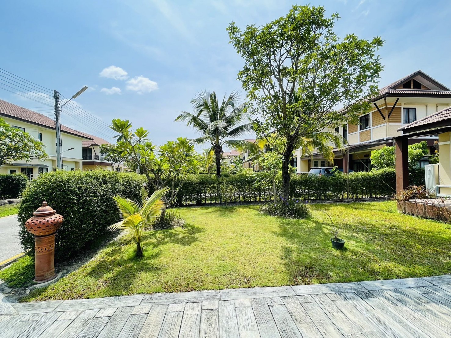 4 Bedroom House For Sale in Ban Waen, Hang Dong, Chiang Mai - Image 2