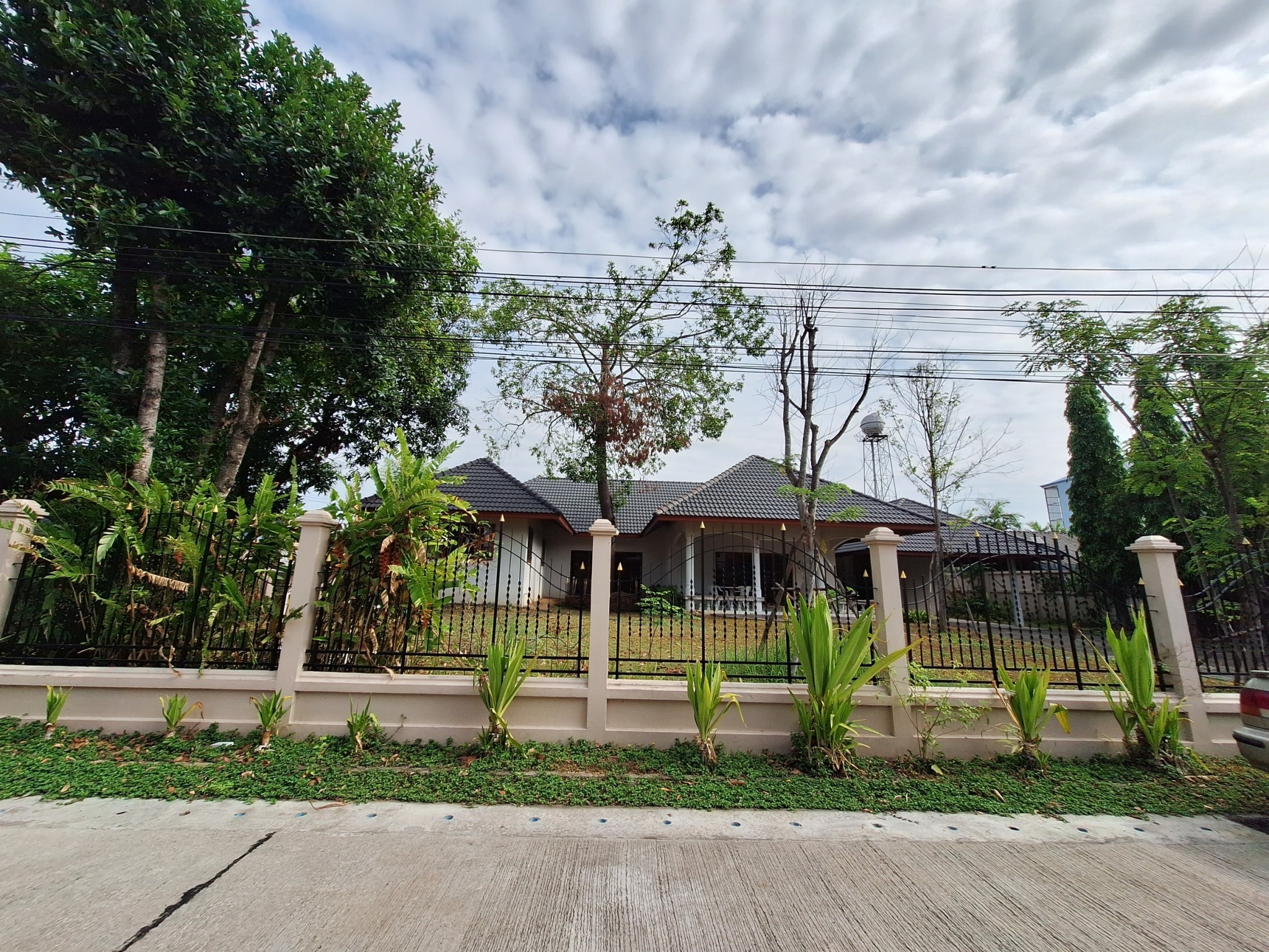 3 Bedroom House  in Fa Ham, Mueang Chiang Mai, Chiang Mai - Image 30
