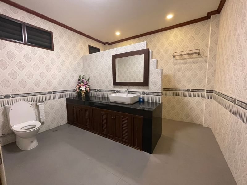 2 Bedroom House For Rent in Han Kaeo, Hang Dong, Chiang Mai - Image 5