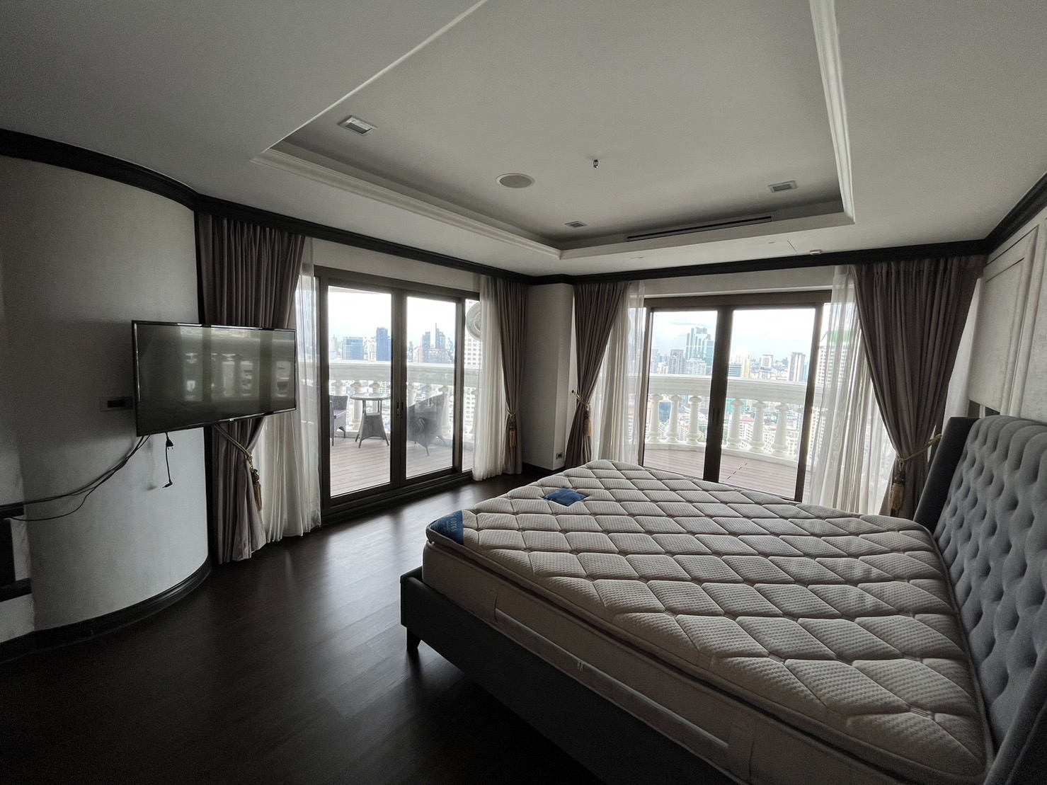 State Tower - Image 22