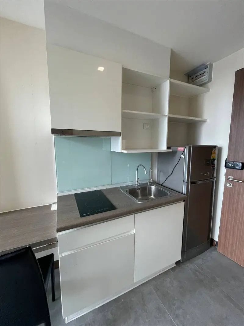Beyond Sukhumvit Condominium - Image 3