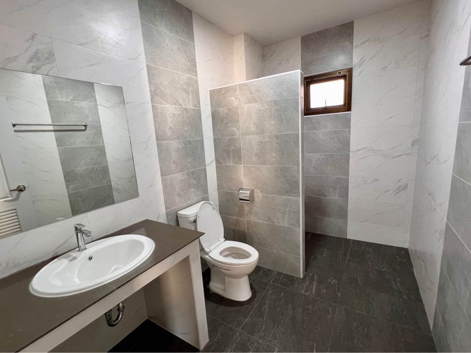 3 Bedroom House  in San Klang, San Kamphaeng, Chiang Mai - Image 4