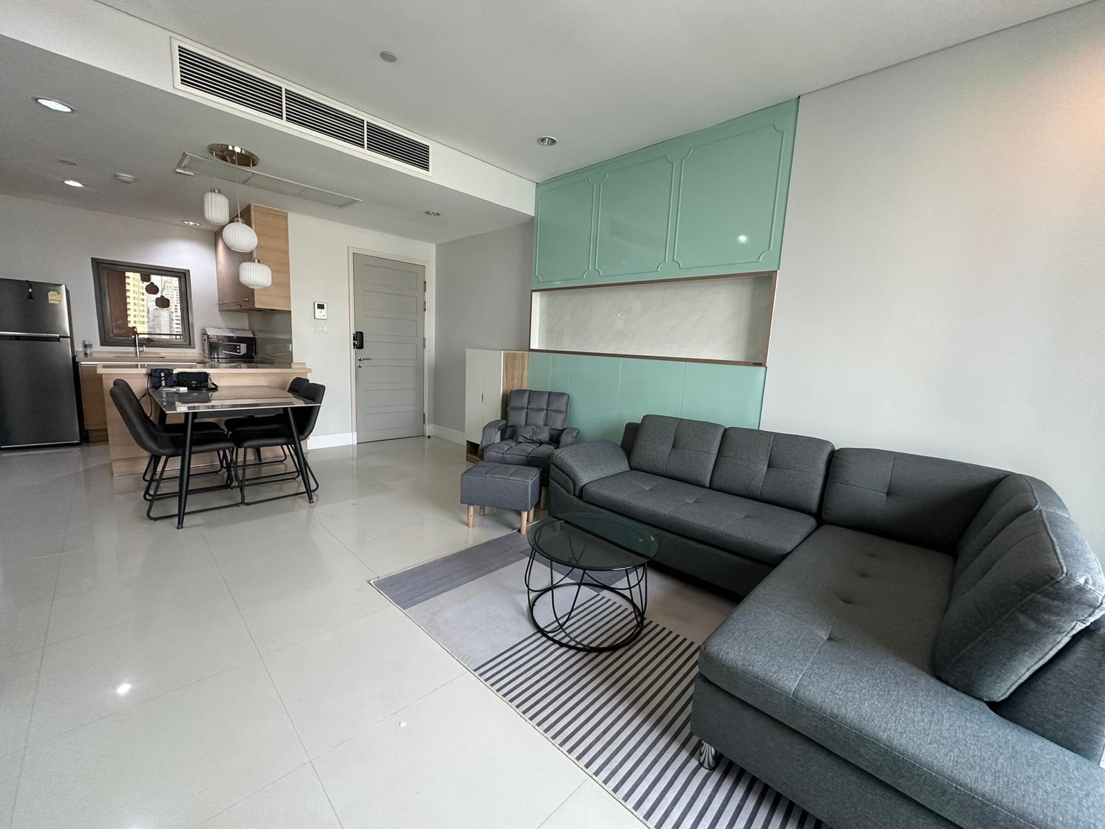 Aguston Sukhumvit 22 - Image 2