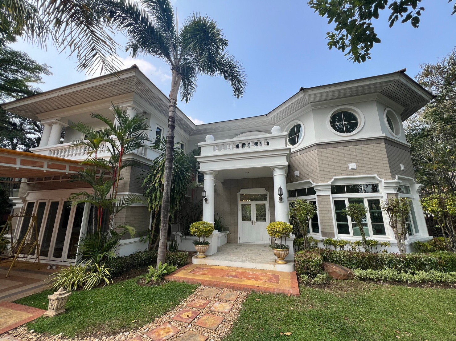 Nantawan Land And House Park Chiangmai - Image 1