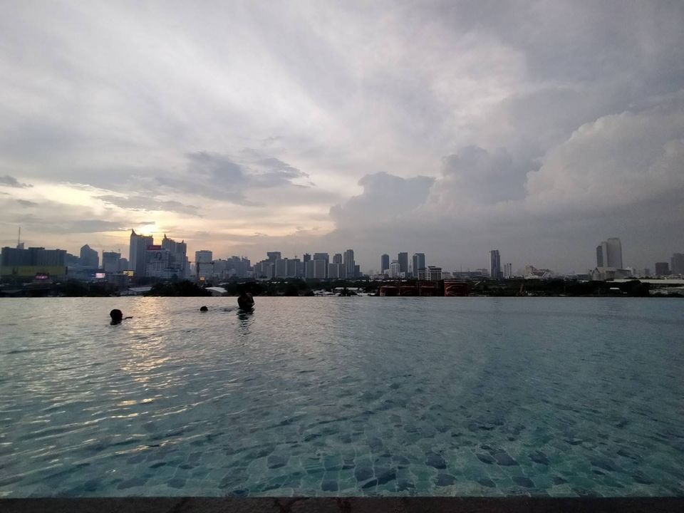 Studio Condo For Sale in Bang Kapi, Huai Khwang, Bangkok - Image 18