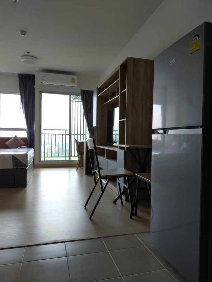 Studio Condo For Sale in Bang Kapi, Huai Khwang, Bangkok - Image 3