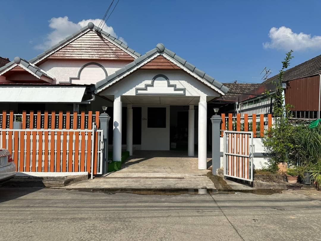 3 Bedroom House For Sale in Chang Khlan, Mueang Chiang Mai, Chiang Mai - Image 1