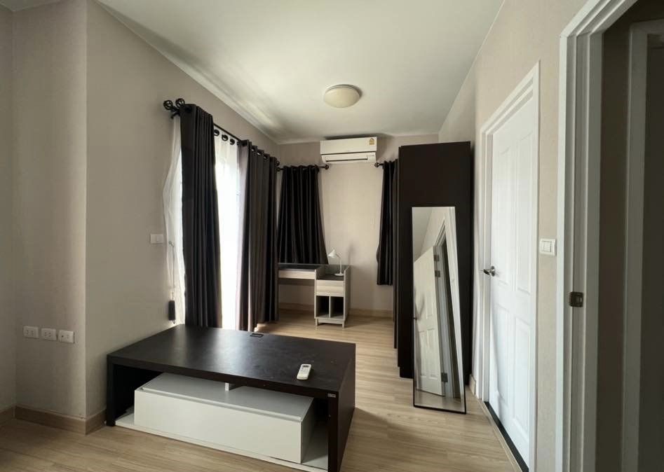 The Village 3 Bang Na - Wong Waen - Image 14