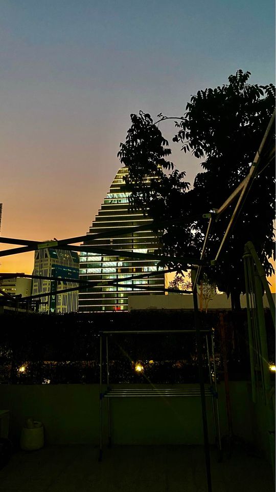 Trendy Condominium Sukhumvit 13 - Image 3