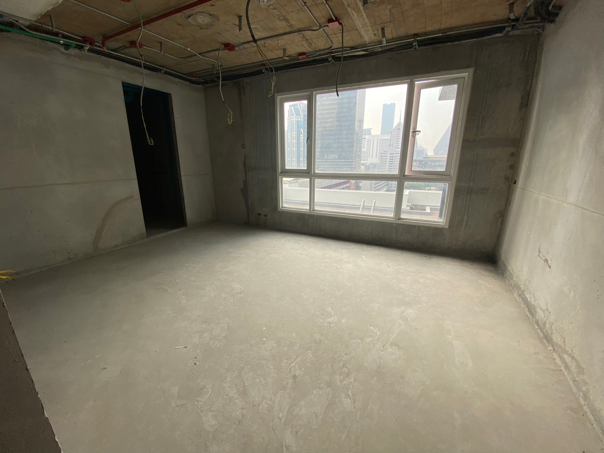 15 Sukhumvit Residences - Image 7