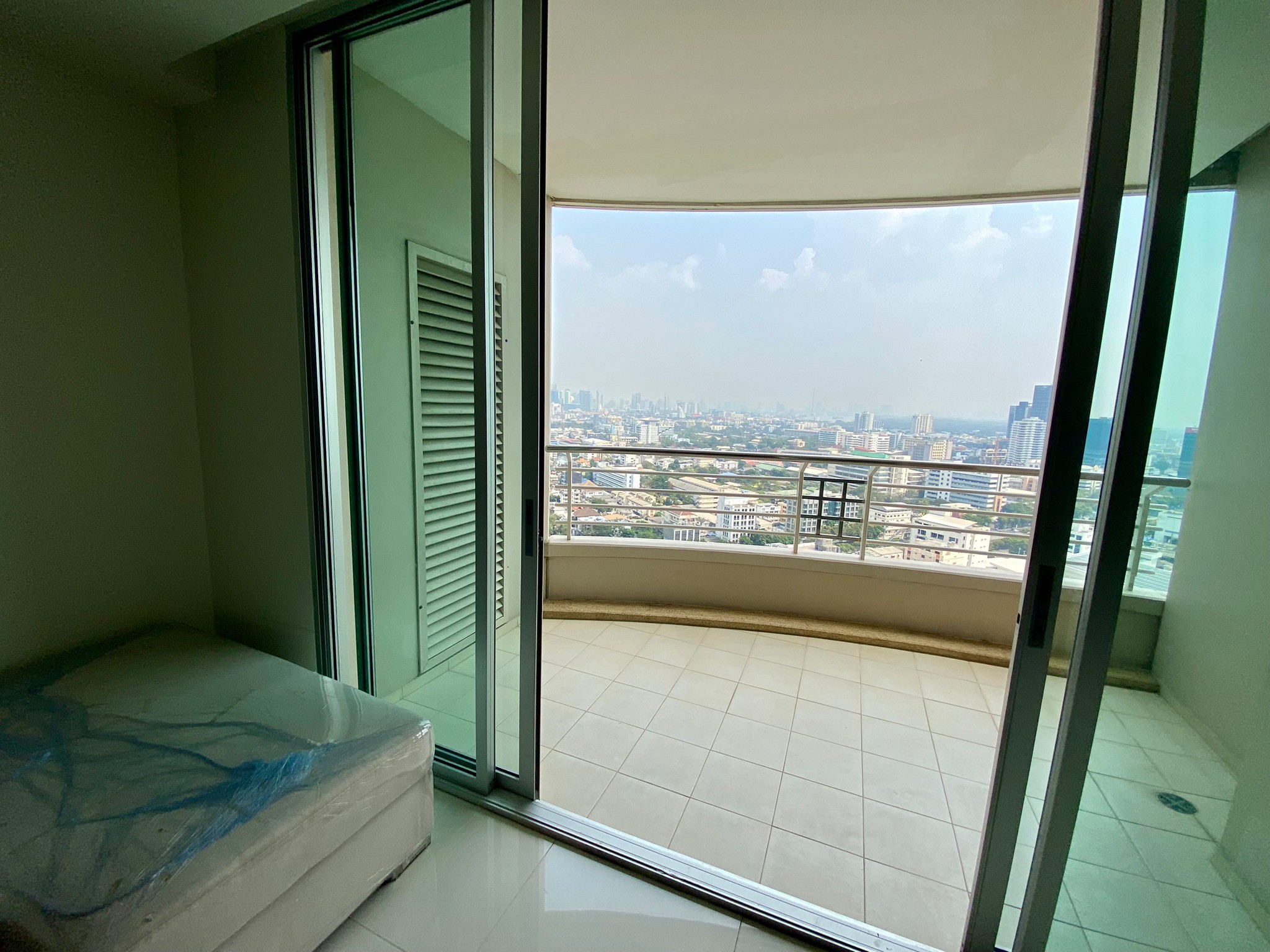 Sathorn Prime Residence - Image 9