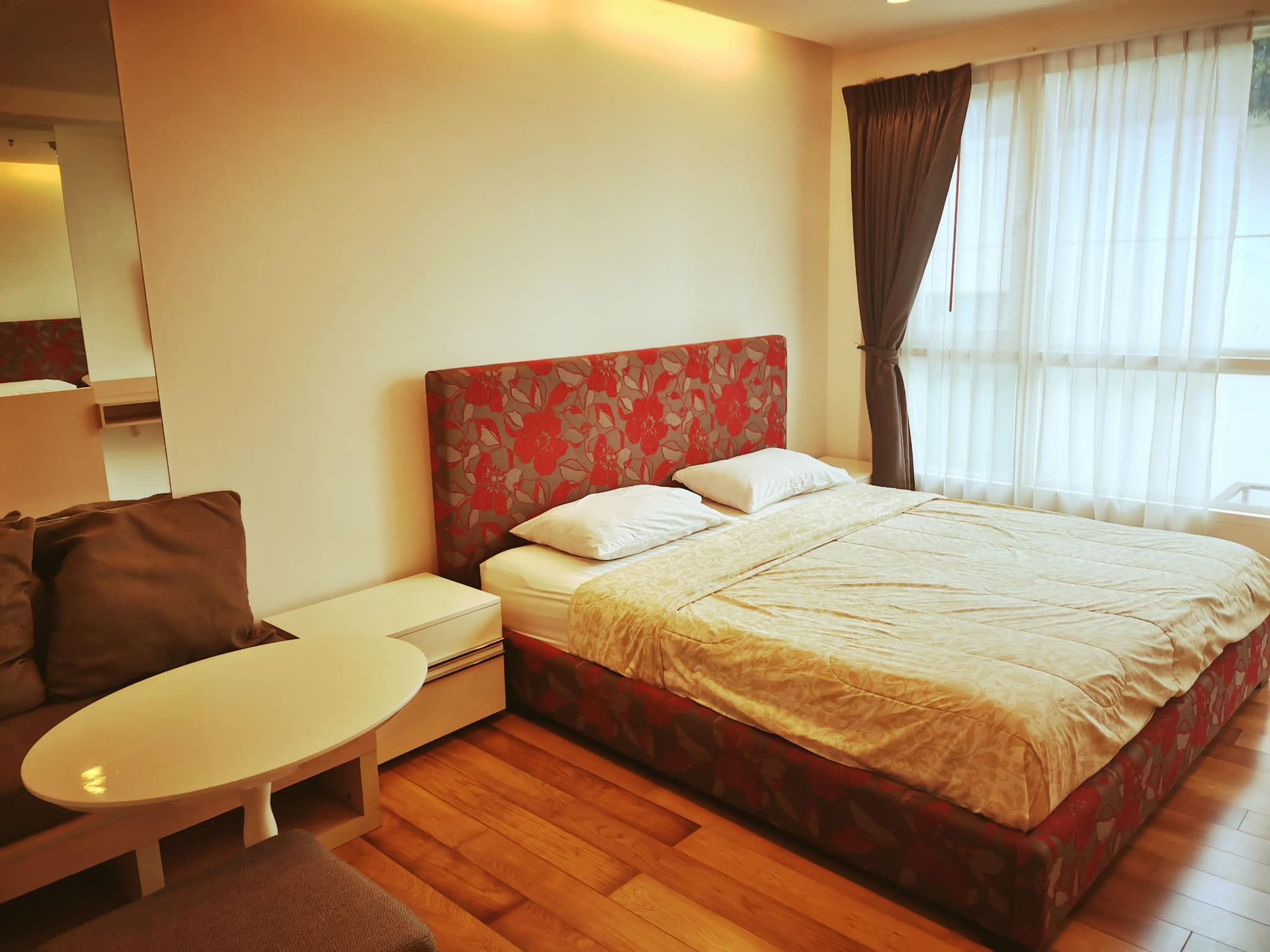 15 Sukhumvit Residences - Image 3