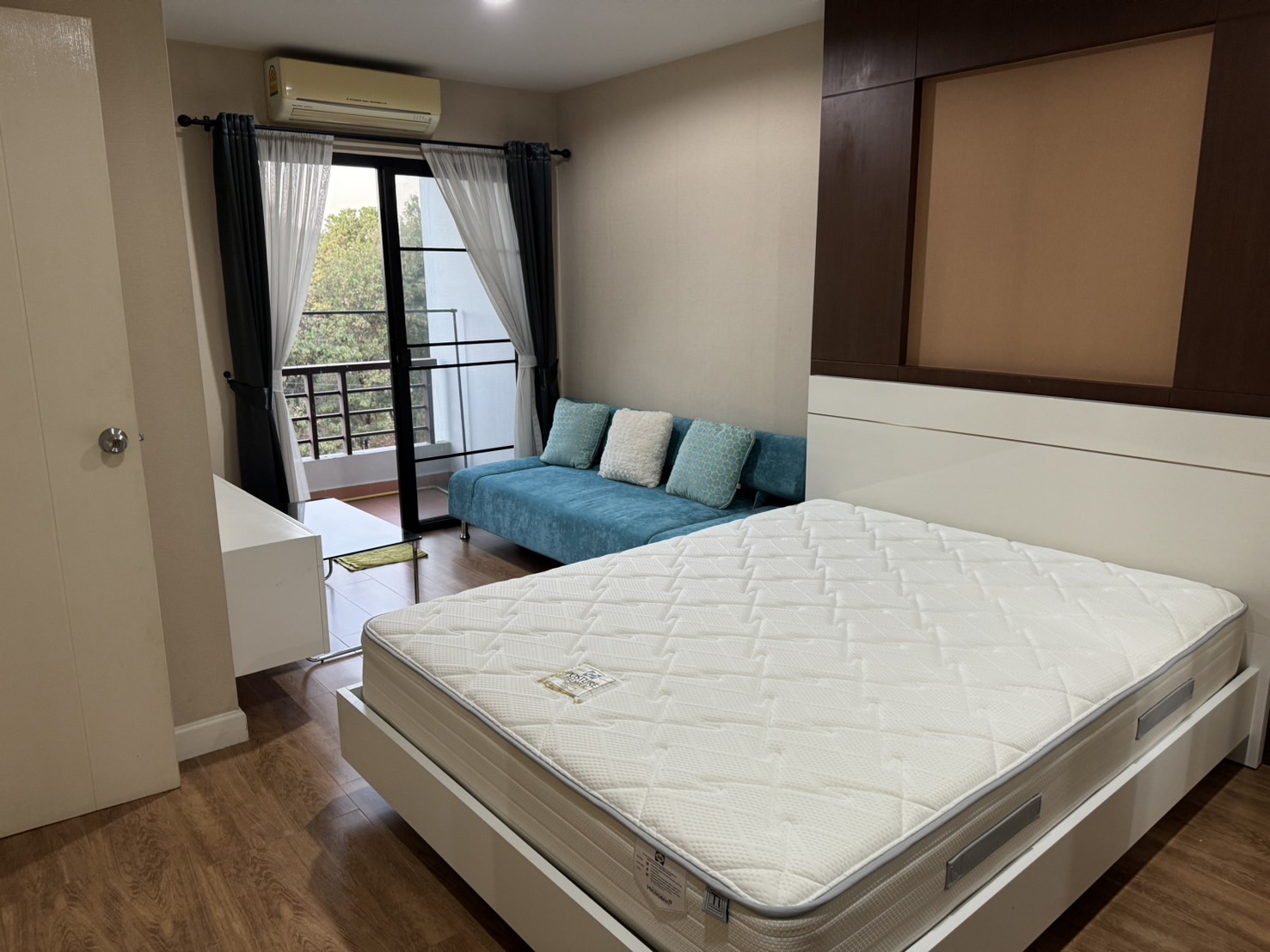 The Next 2 Condo - Image 17