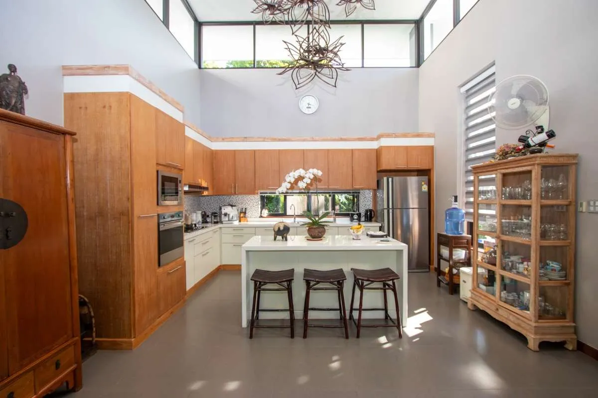 5 Bedroom House For Sale in Nam Phrae, Hang Dong, Chiang Mai - Image 13