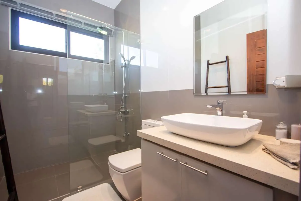 5 Bedroom House For Sale in Nam Phrae, Hang Dong, Chiang Mai - Image 4