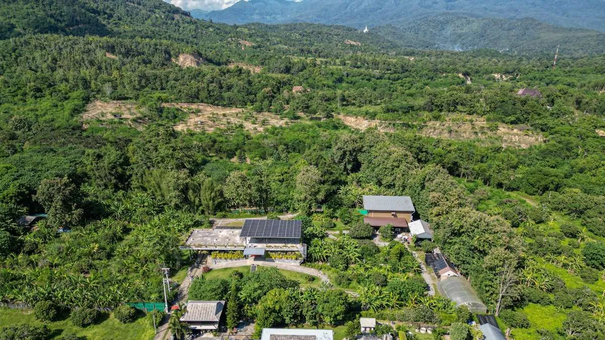 5 Bedroom House For Sale in Nam Phrae, Hang Dong, Chiang Mai - Image 37
