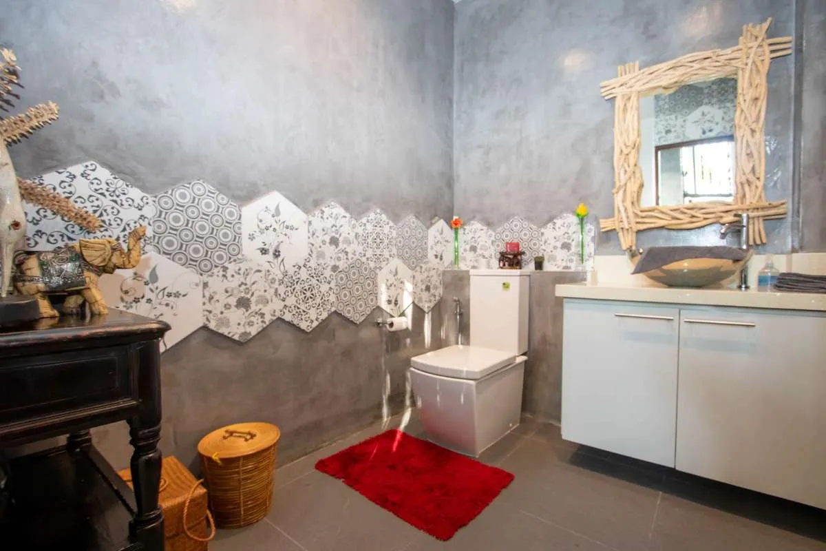 5 Bedroom House For Sale in Nam Phrae, Hang Dong, Chiang Mai - Image 7