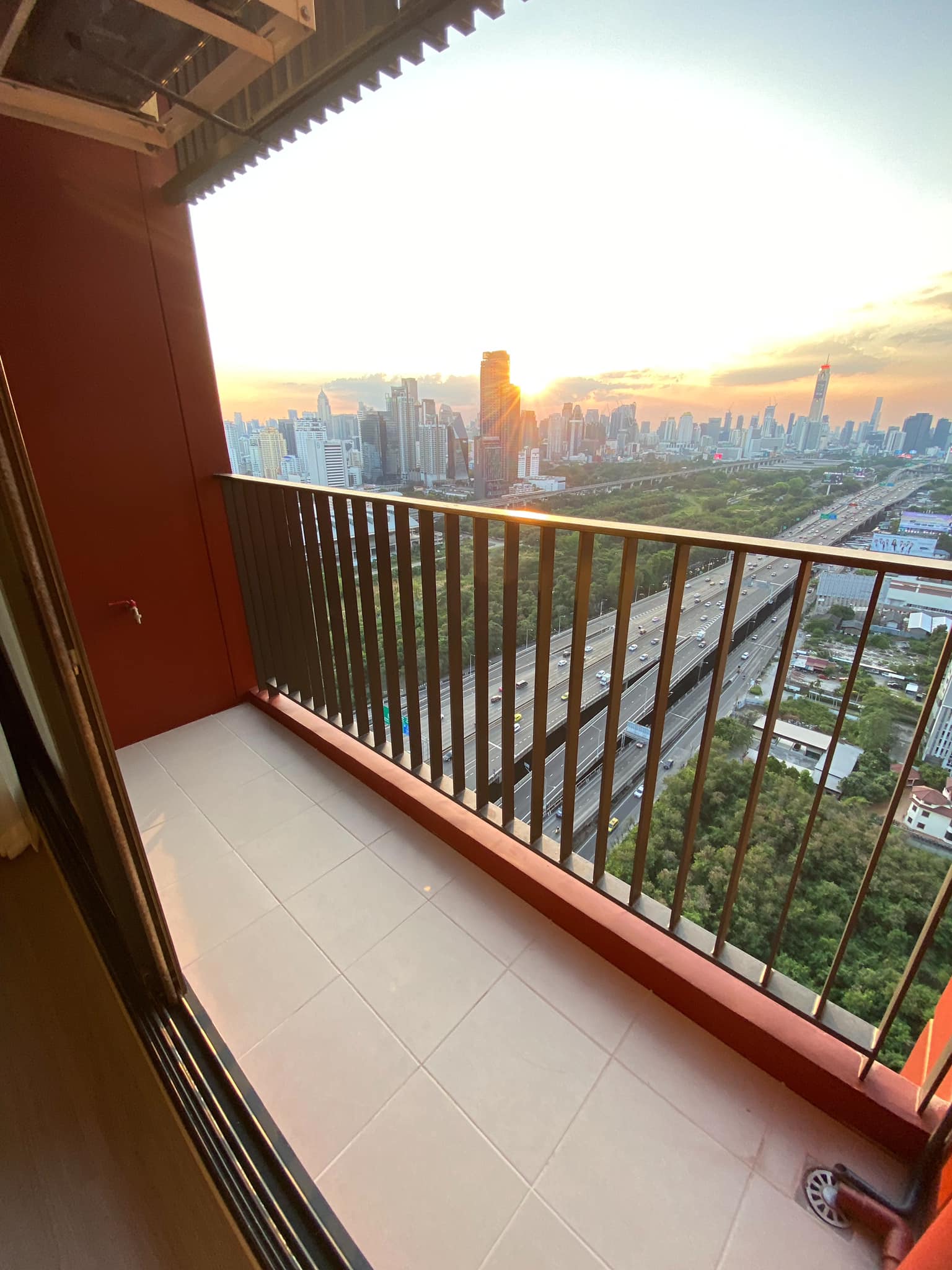Life Asoke Hype - Image 12