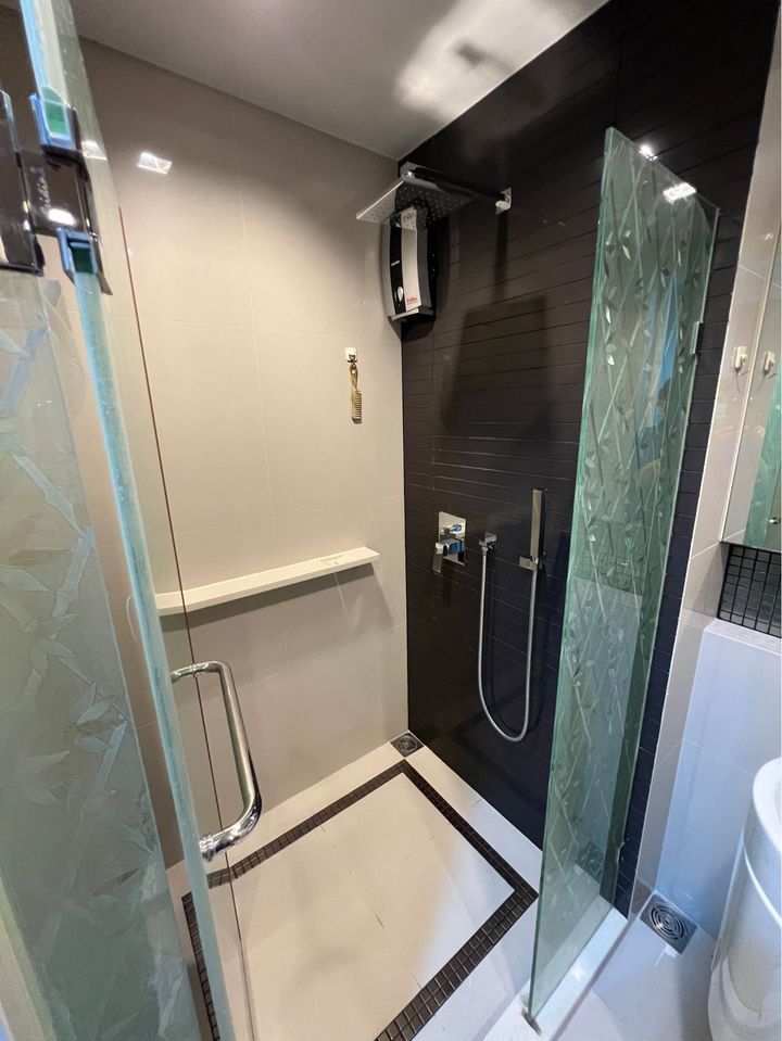 1 Bedroom Condo For Sale in Yan Nawa, Sathon, Bangkok - Image 4
