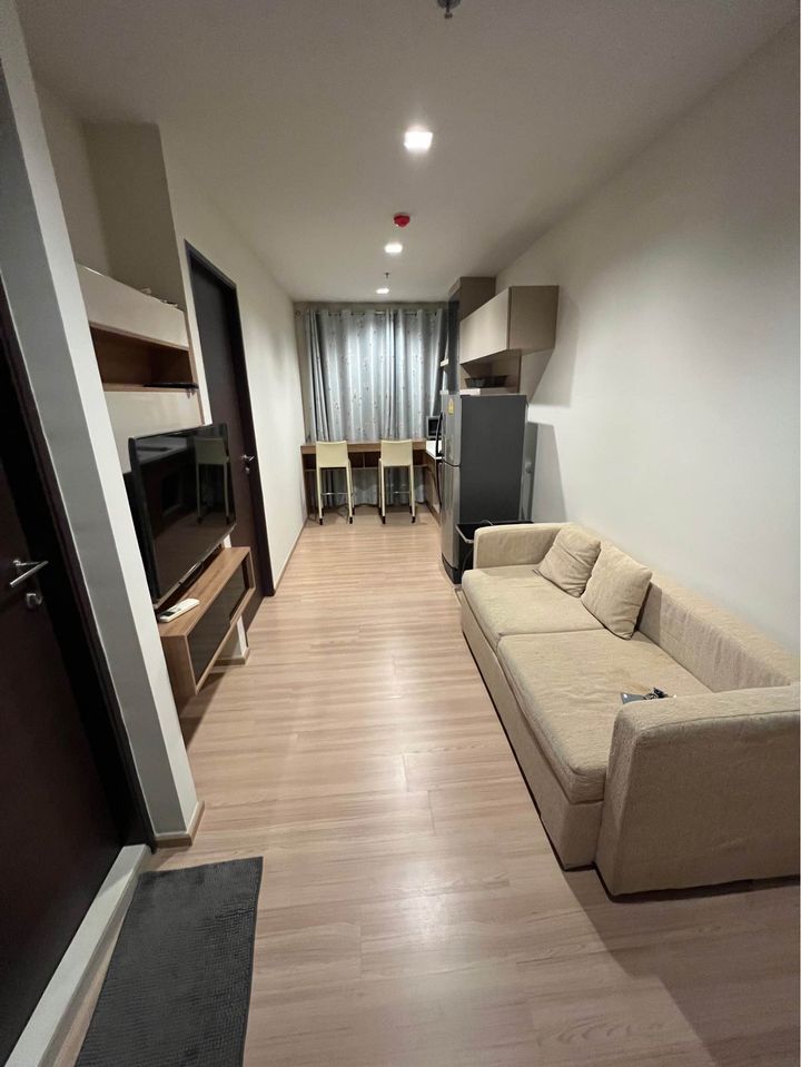 1 Bedroom Condo For Sale in Yan Nawa, Sathon, Bangkok - Image 1