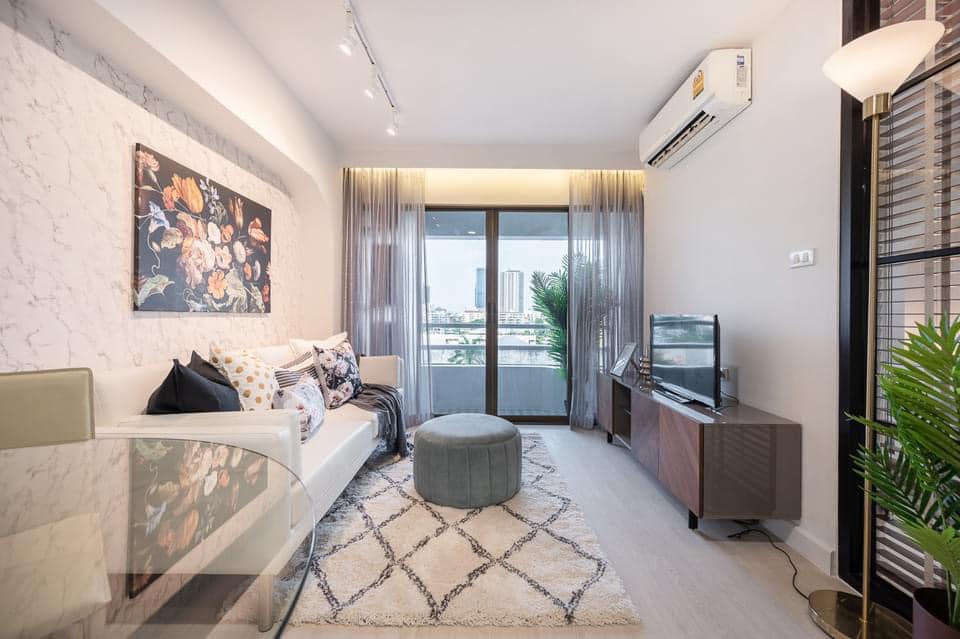 2 Bedroom Condo For Sale in Khlong Tan Nuea, Vadhana, Bangkok - Image 2