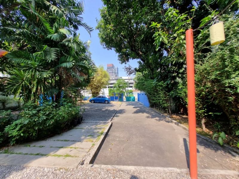 Studio House  in Khlong Tan Nuea, Vadhana, Bangkok - Image 17