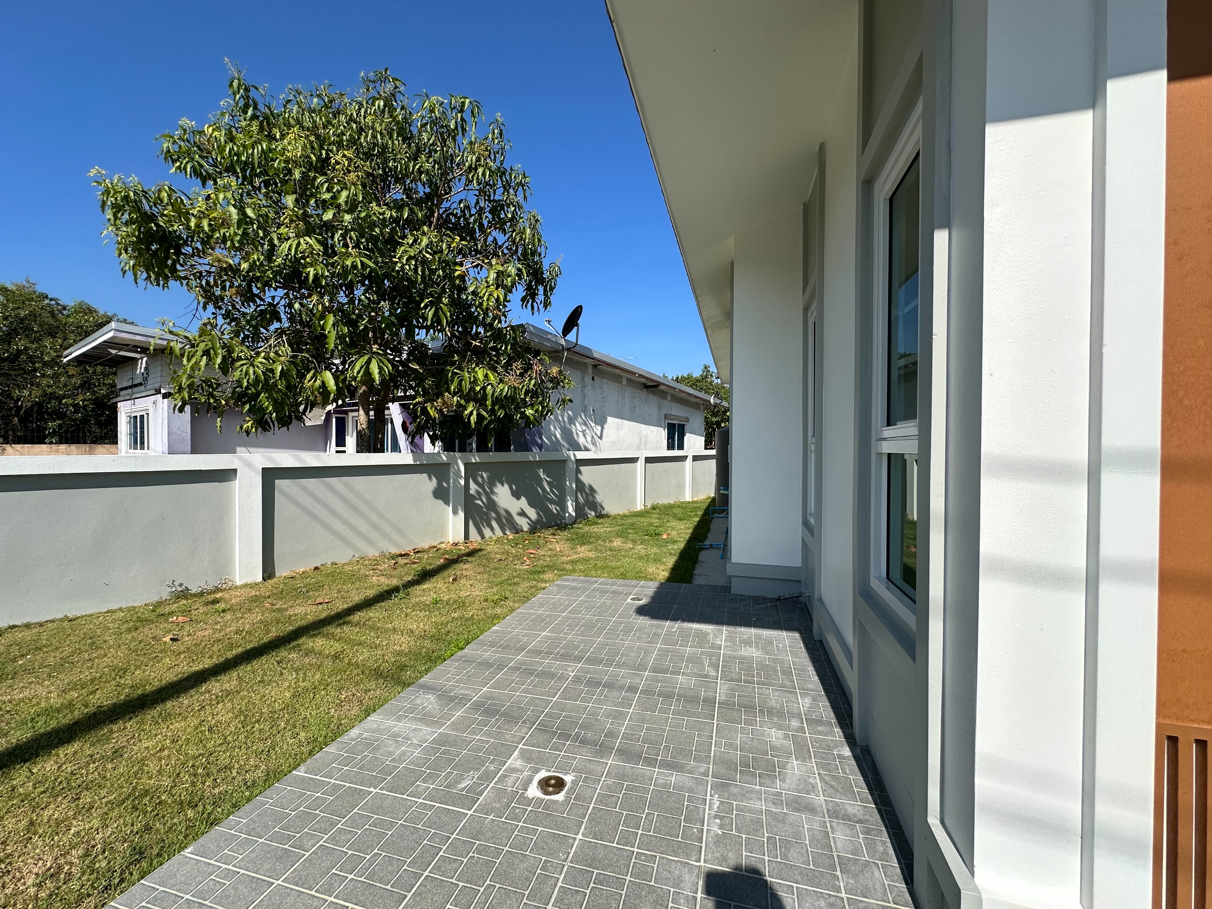 Rattana Village - Image 17