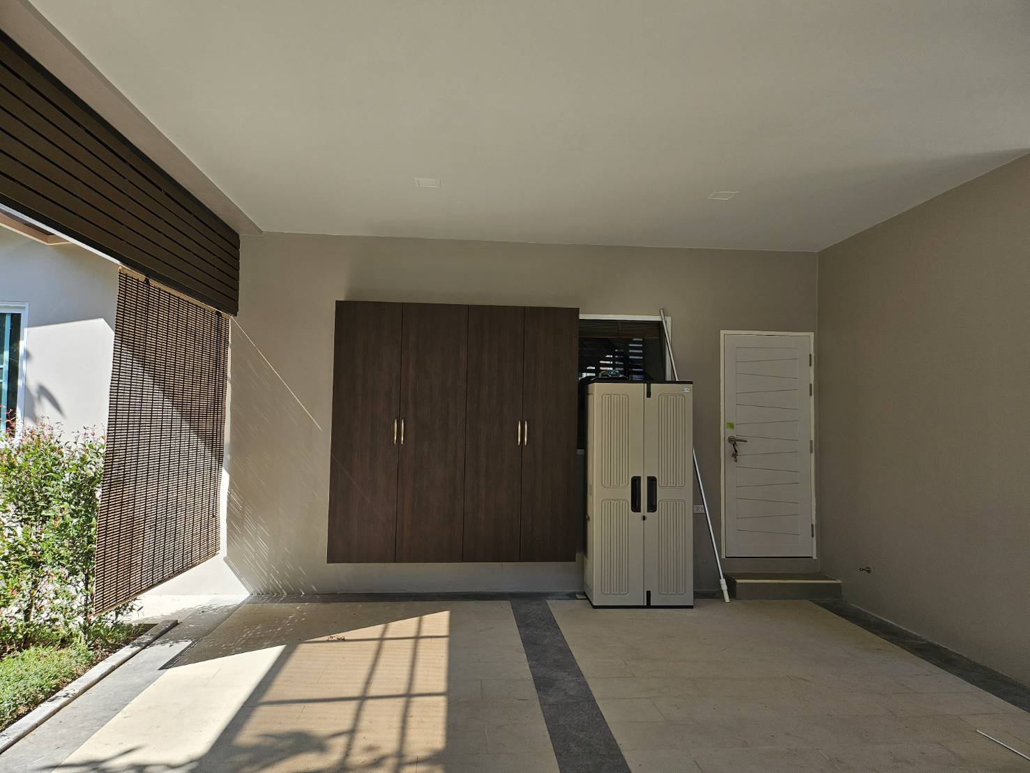 House & View 1 - Image 21