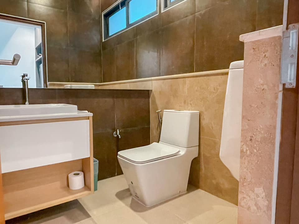 3 Bedroom House For Sale in Chang Phueak, Mueang Chiang Mai, Chiang Mai - Image 5