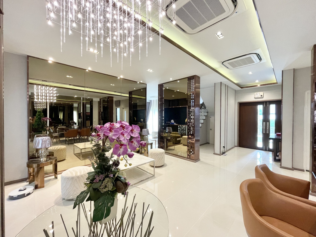 5 ห้องนอน บ้านเดี่ยว ใน สวนหลวง, สวนหลวง, กรุงเทพมหานคร - Image 4