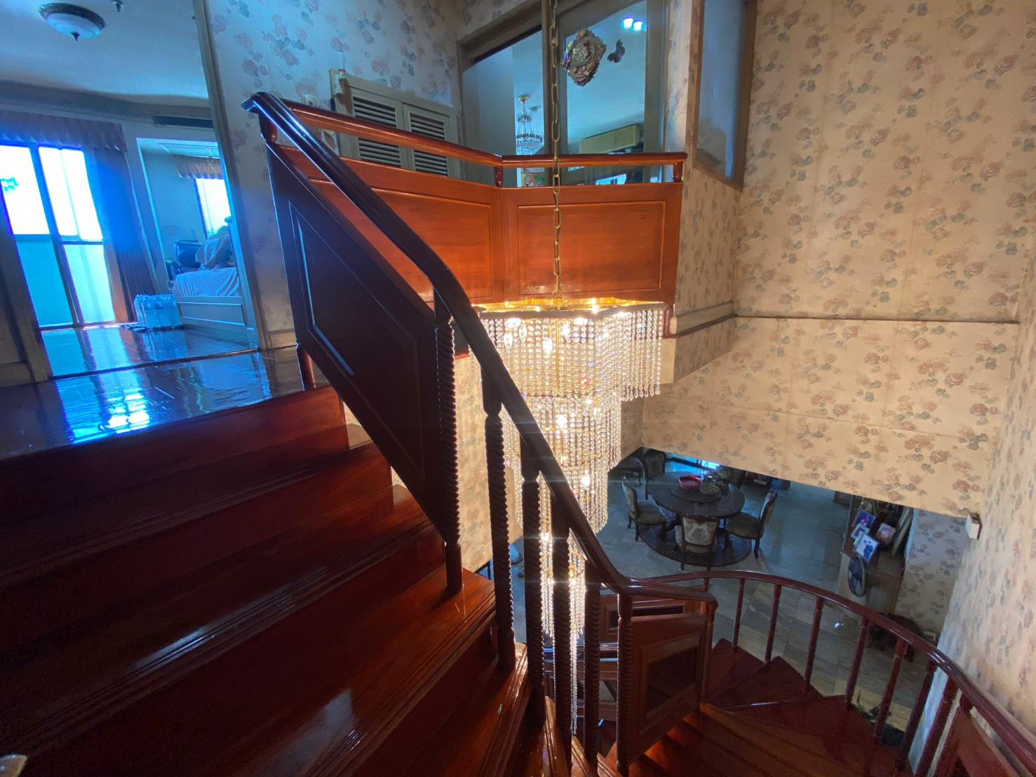 Fifty Fifth Tower - Image 28