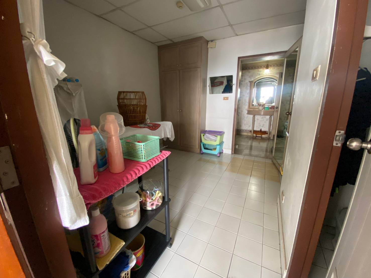Fifty Fifth Tower - Image 10