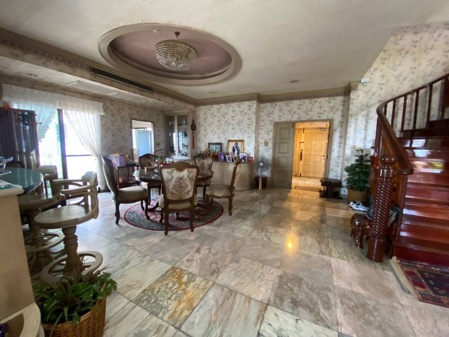 Fifty Fifth Tower - Image 25