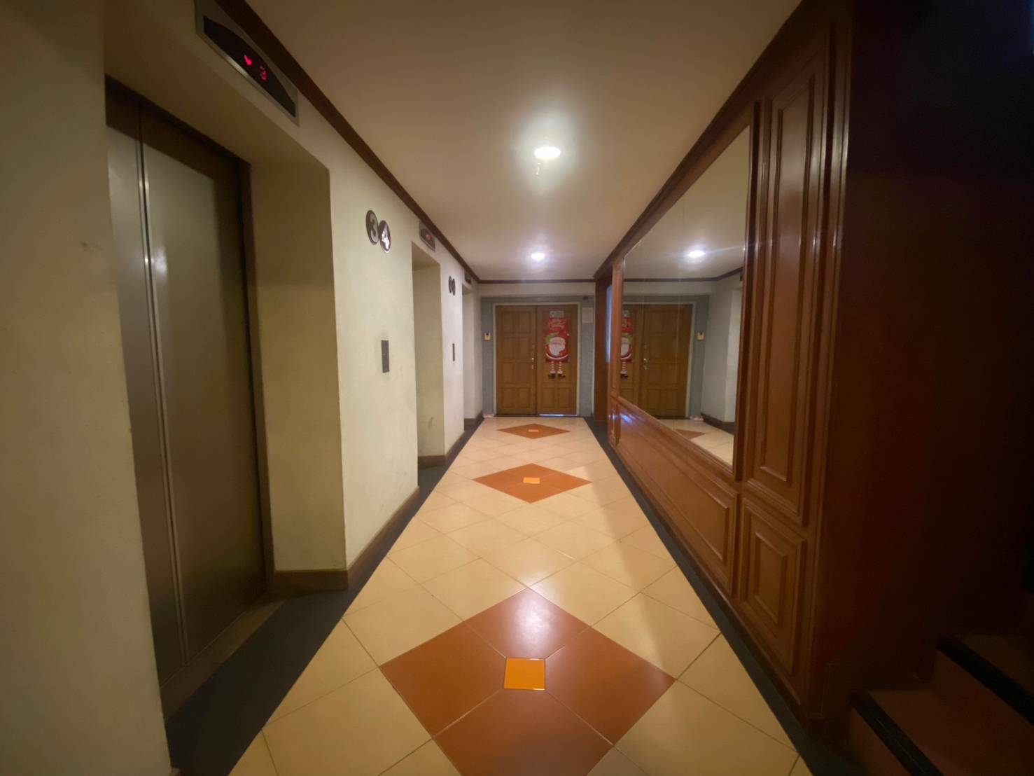 Fifty Fifth Tower - Image 5