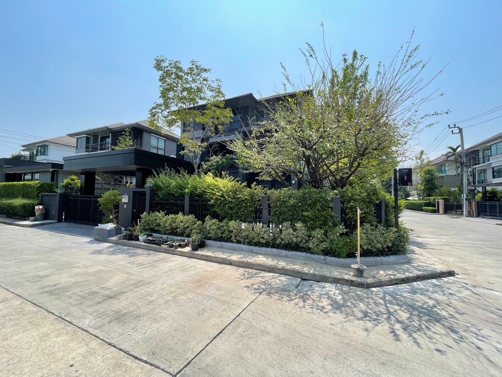 5 Bedroom House in Suan Luang, Suan Luang, Bangkok - Image 2